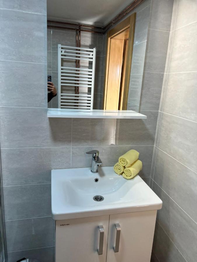 Apartmani Albatros Perusic 외부 사진